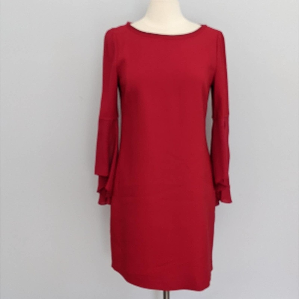 Elie Tahari Red Statement Sleeve Covered Chain link Neckline Size 6